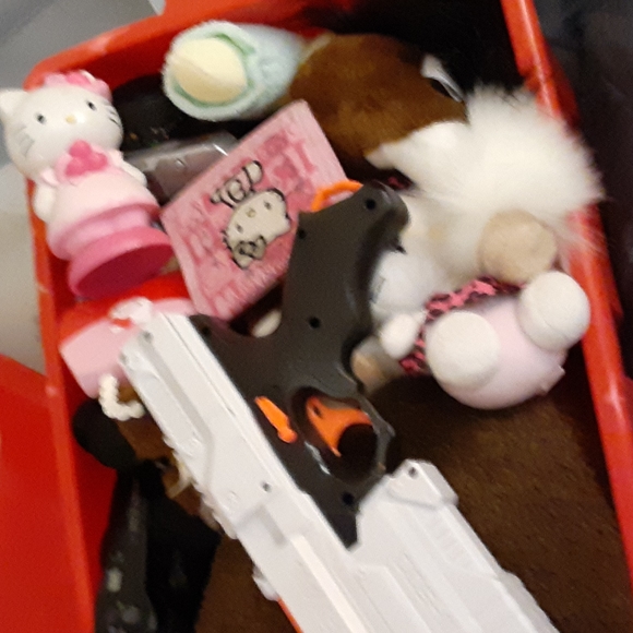 Lot of stuff - Picture 1 of 1